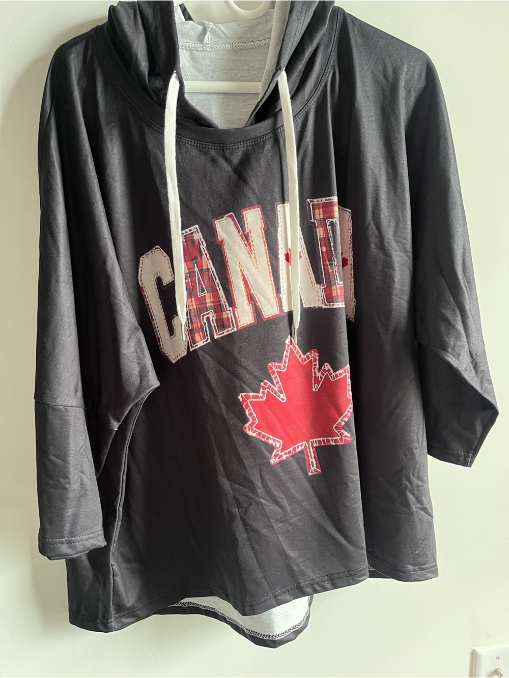 Canada Graphic Hooded Kids Top - Black and Red